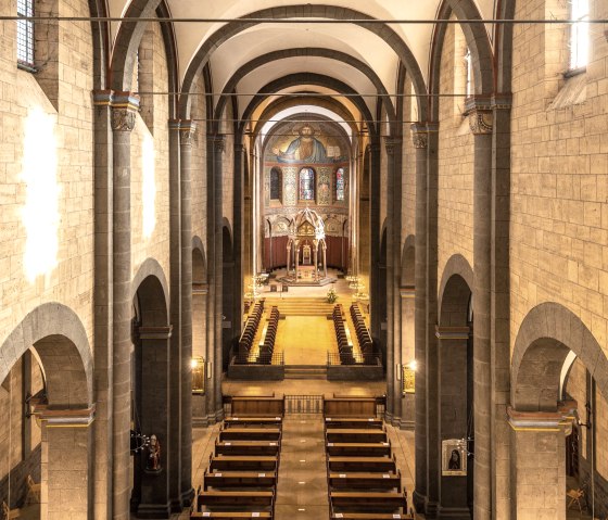 Blick in die Abteikirche Maria Laach, © Eifel Tourismus GmbH, D. Ketz