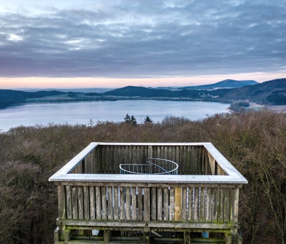 Aussicht auf den Laacher See vom Lydiaturm, © Eifel Tourismus GmbH, D. Ketz