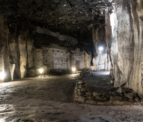 Blick in den Lavakeller Mendig, © Eifel Tourismus GmbH, D. Ketz