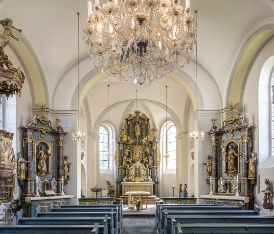 Barokkirche Saffig Innenansicht, © Kappest/Vulkanregion Laacher See