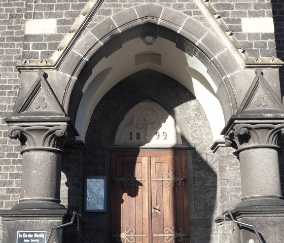 Église évangélique de Mendig - entrée, © VG Mendig/Neideck