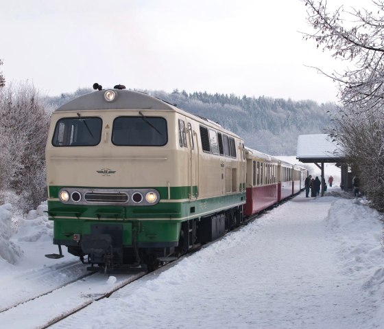 Train at Engeln station, © Simeon Langenbahn