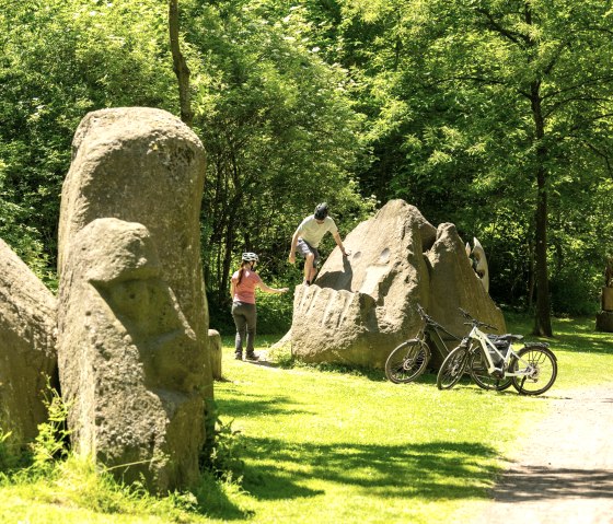 Steinbank, © Eifel Tourismus GmbH/Dominik Ketz