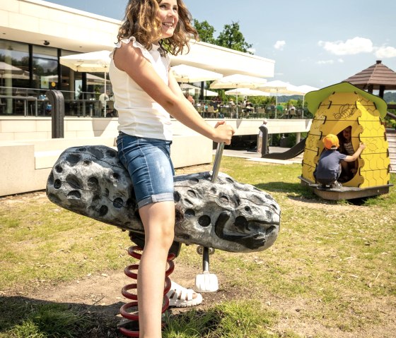 Spielplatz Klostergaststätte Maria Laach - Laachus, © Eifel Tourismus GmbH, Dominik Ketz