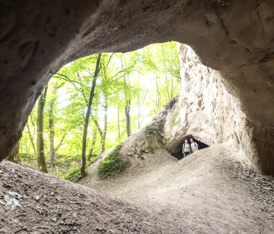 Explorer des grottes de trass, © Eifel Tourismus GmbH/Dominik Ketz