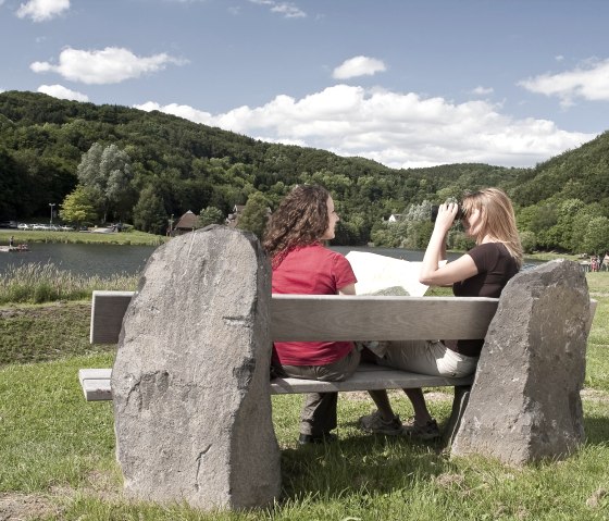 Pause am Riedener Waldsee, © REMET/Klaus Peter Kappest