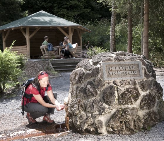 Heilquelle & Schutzhütte Volkesfeld, © Kappest/Remet