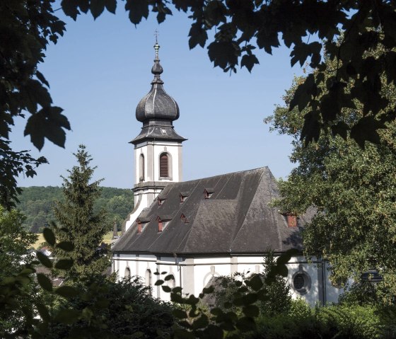 Église baroque de Saffig Vue extérieure du parc, © Kappest/Vulkanregion Laacher See