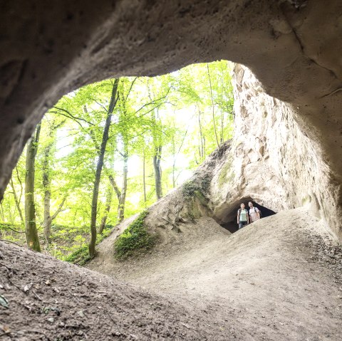 Explorer des grottes de trass, © Eifel Tourismus GmbH/Dominik Ketz