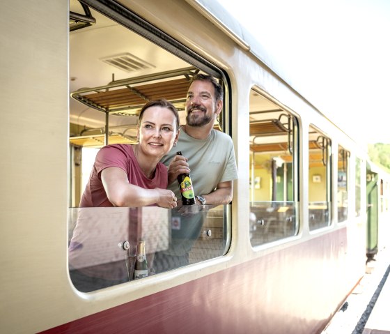 Einbierchen im Vulkan-Expreß, © Eifel Tourismus GmbH/Dominik Ketz