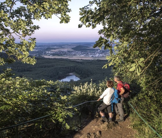 Panoramablick von der Teufelskanzel, © Kappest/Vulkanregion Laacher See