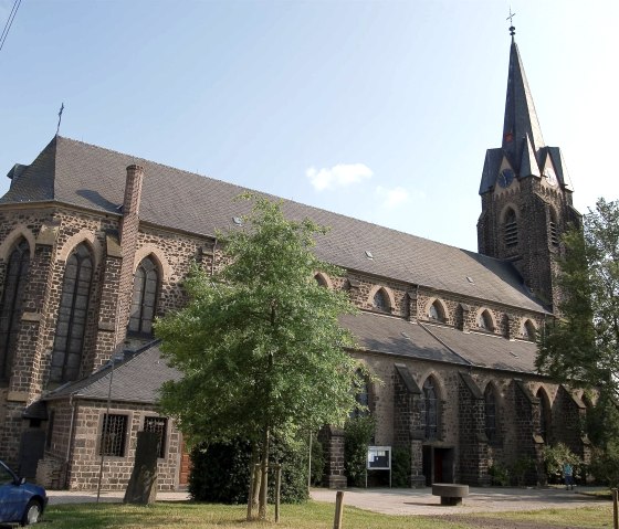St. Willibrord Aussenansicht, © VG Pellenz/Manea