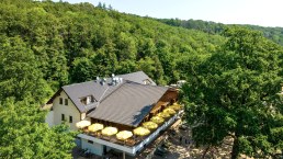 Blockhaus mit  Terrasse, © Eifel Tourismus GmbH, Dominik Ketz