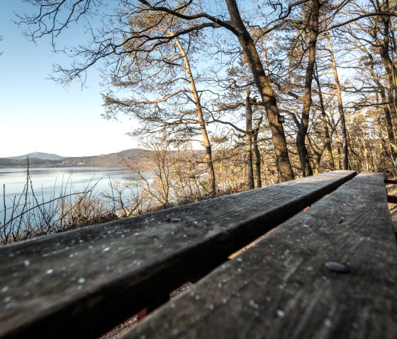 Blick auf Kloster Maria Laach vom gegenüberliegenden Ufer, © Eifel Tourismus GmbH/D. Ketz