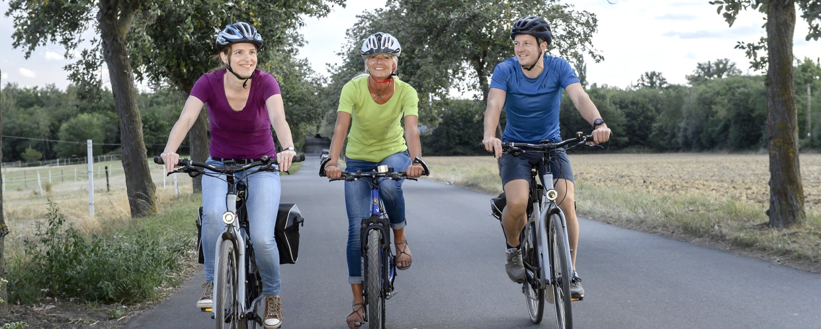 Radtour mit Freunden, © Kappest/Vulkanregion Laacher See